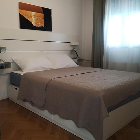 Apartmani Nadalina 베리로신즈 외부 사진