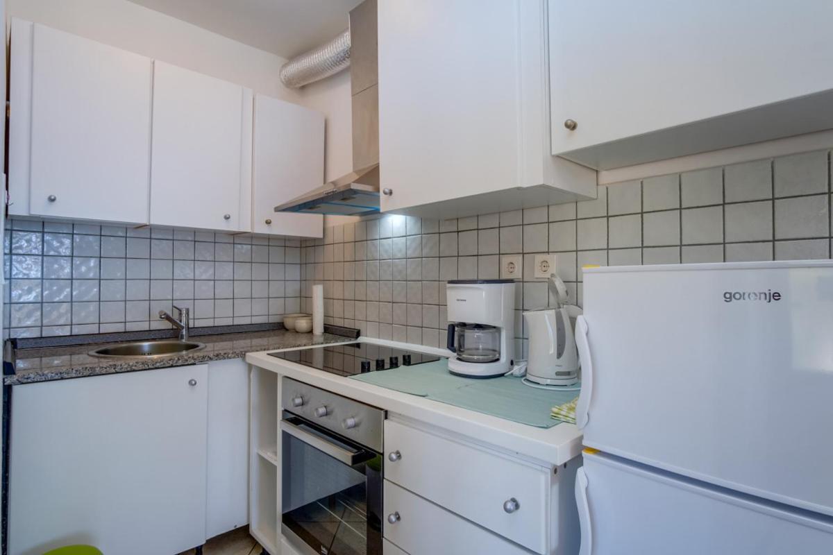 Apartmani Nadalina 베리로신즈 외부 사진